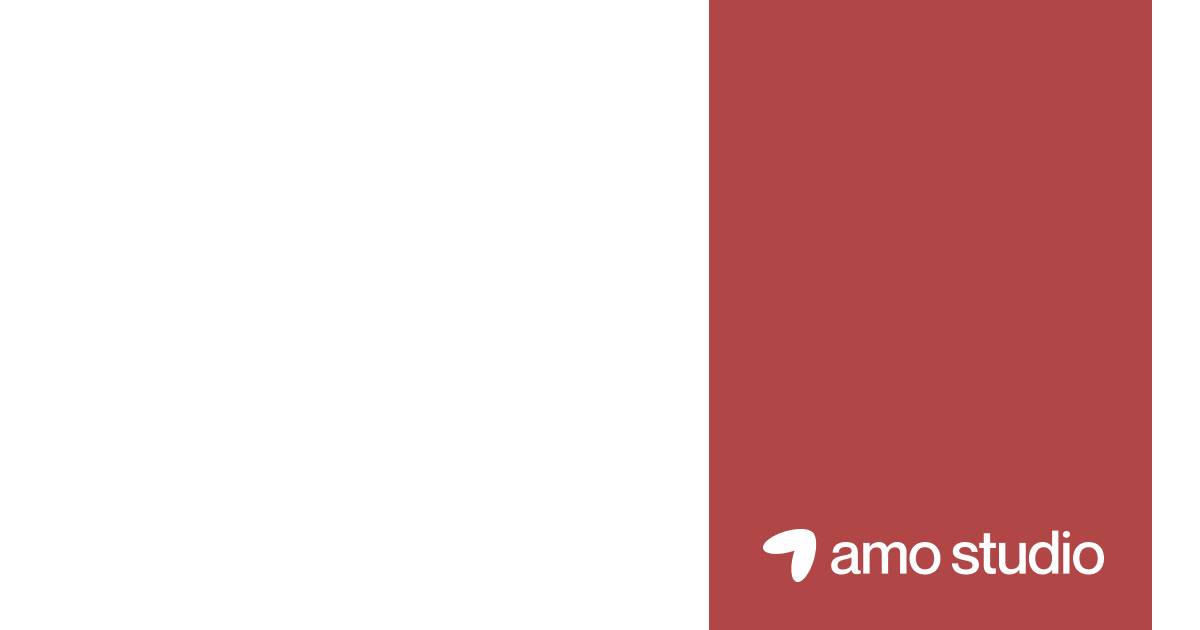 amo studio Schriftzug und Logo in Weiß auf rotem Hintergrund in der unteren rechten Ecke.