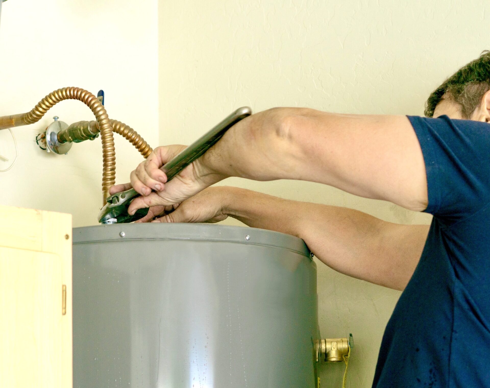 Comprehensive Tankless Water Heater Installation: A Game Changer for Your Home or Business