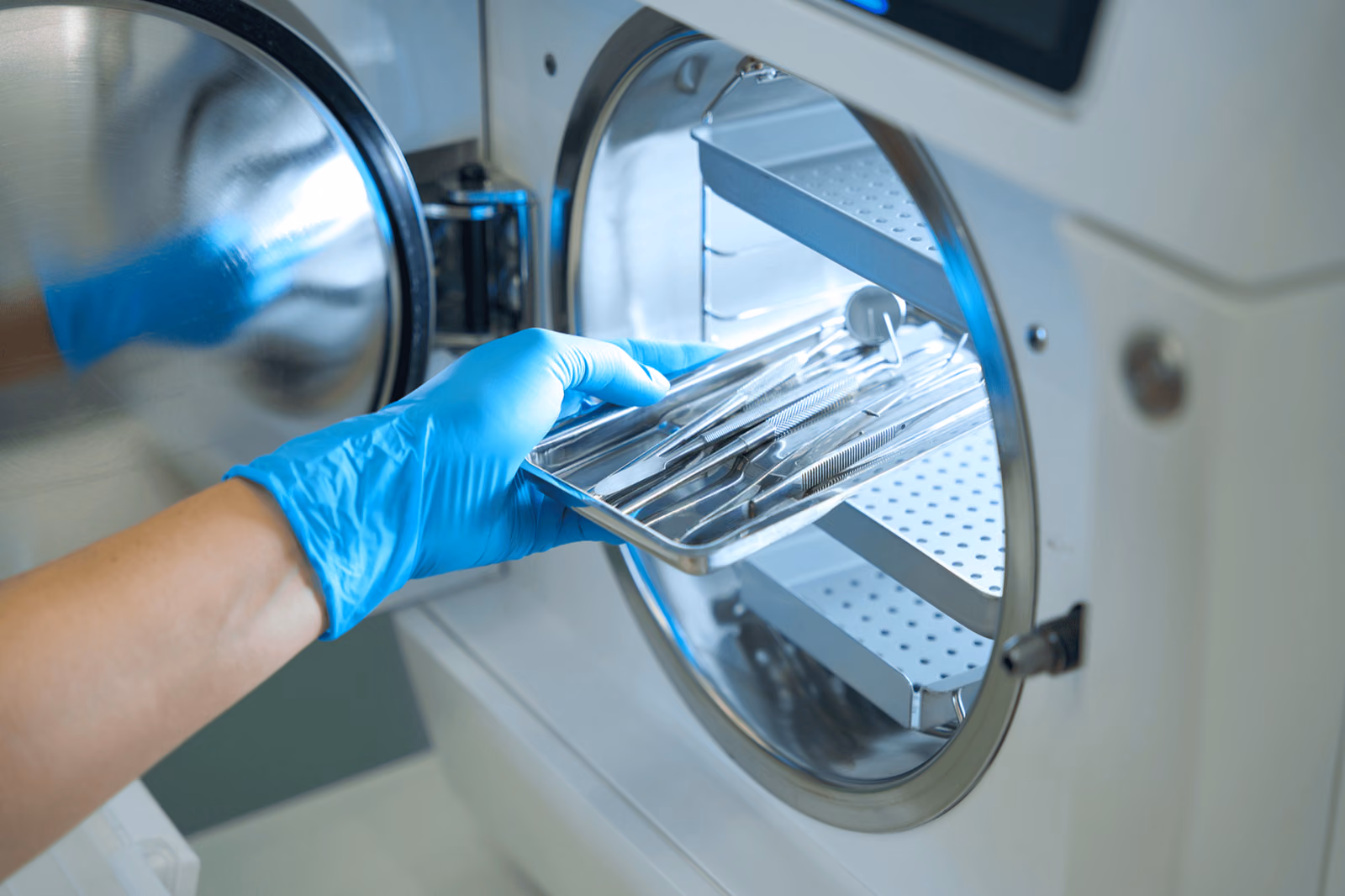 AI Contaminant Detection for Medical Devices