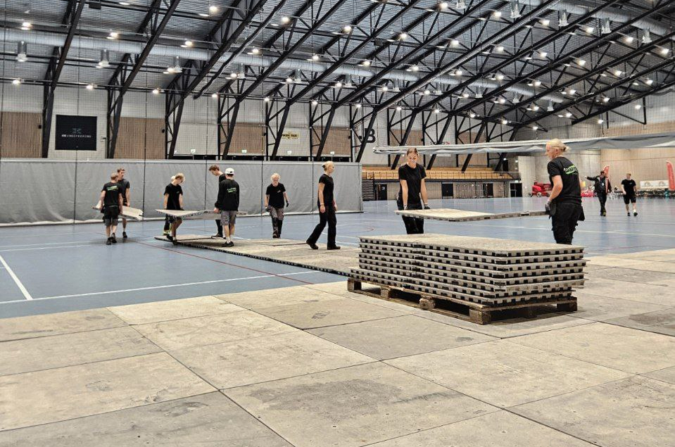 image of fundraising event (for an animal welfare nonprofit)