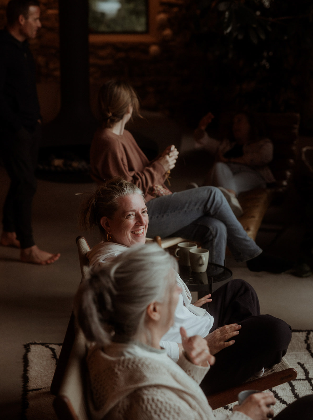 Quiet conversation in the lounge in the evening