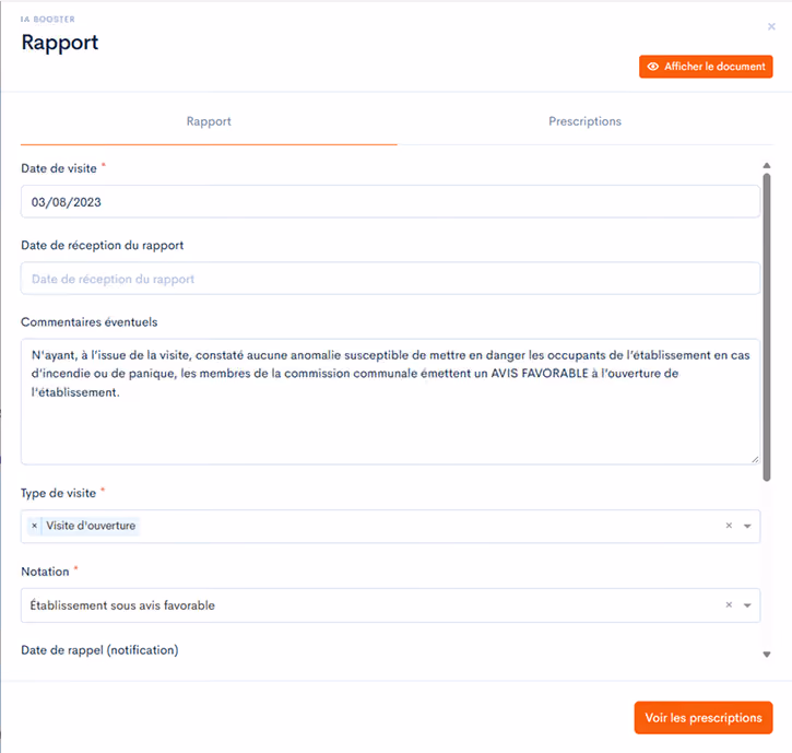Formulaire de rapport d'inspection avec date de visite au 03/08/2023, champ vide pour la date de réception, commentaire indiquant aucune anomalie trouvée lors de la visite et avis favorable pour l'ouverture de l'établissement, type de visite sélectionné comme visite d'ouverture, notation indiquant établissement sous avis favorable, et bouton orange pour voir les prescriptions.