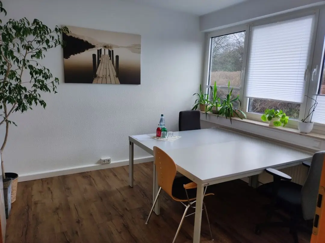 Büro 1