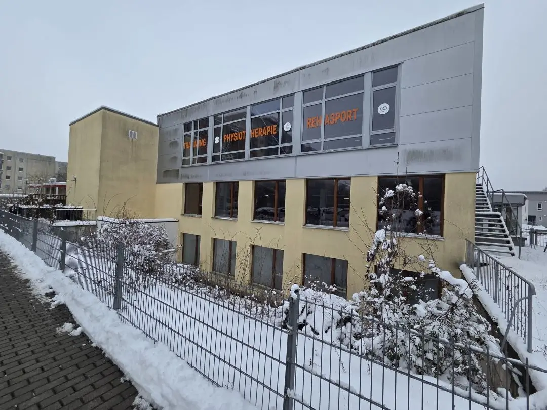 Erstbezug nach Sanierung - Gewerbefläche im Wohn- und Geschäftshaus