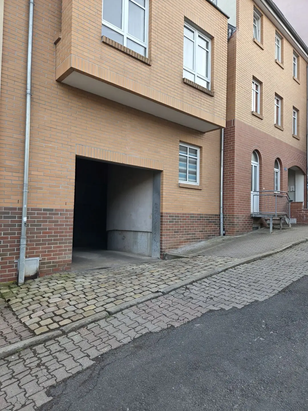 Ein-/Ausfahrt