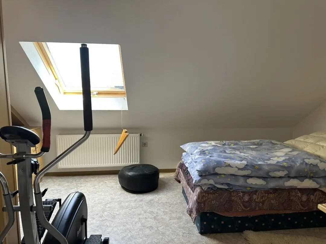 Schlafzimmer DG