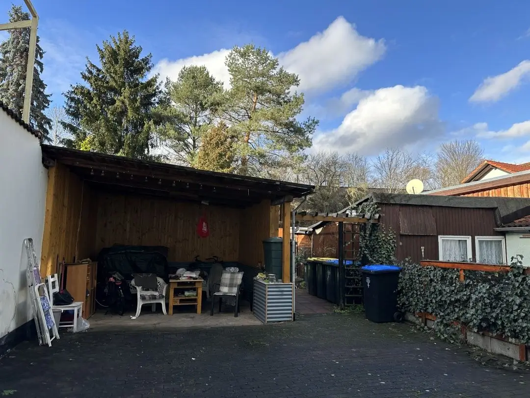 überdachte Sitzecke