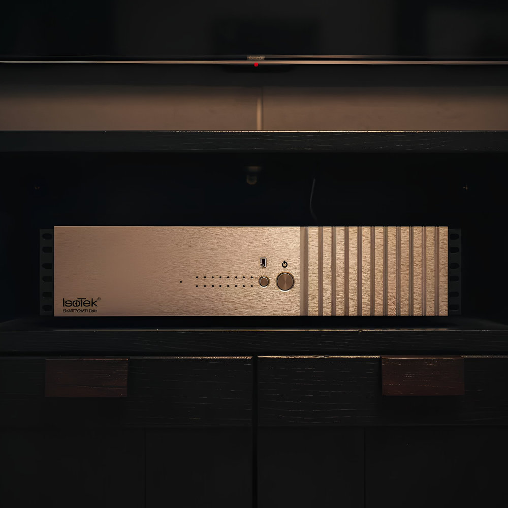 IsoTek - Scalable Solutions