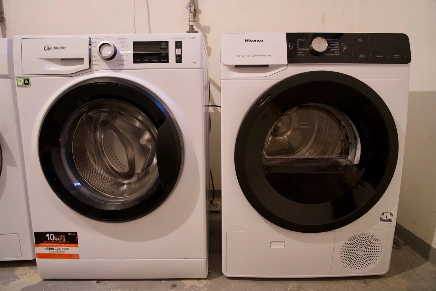 Waschküche | Trockner · Waschmaschine