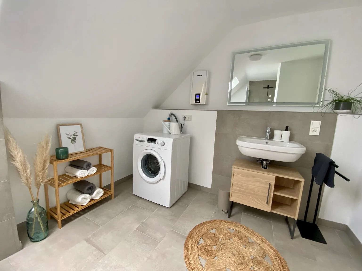 Badezimmer | Regendusche · Waschmaschine