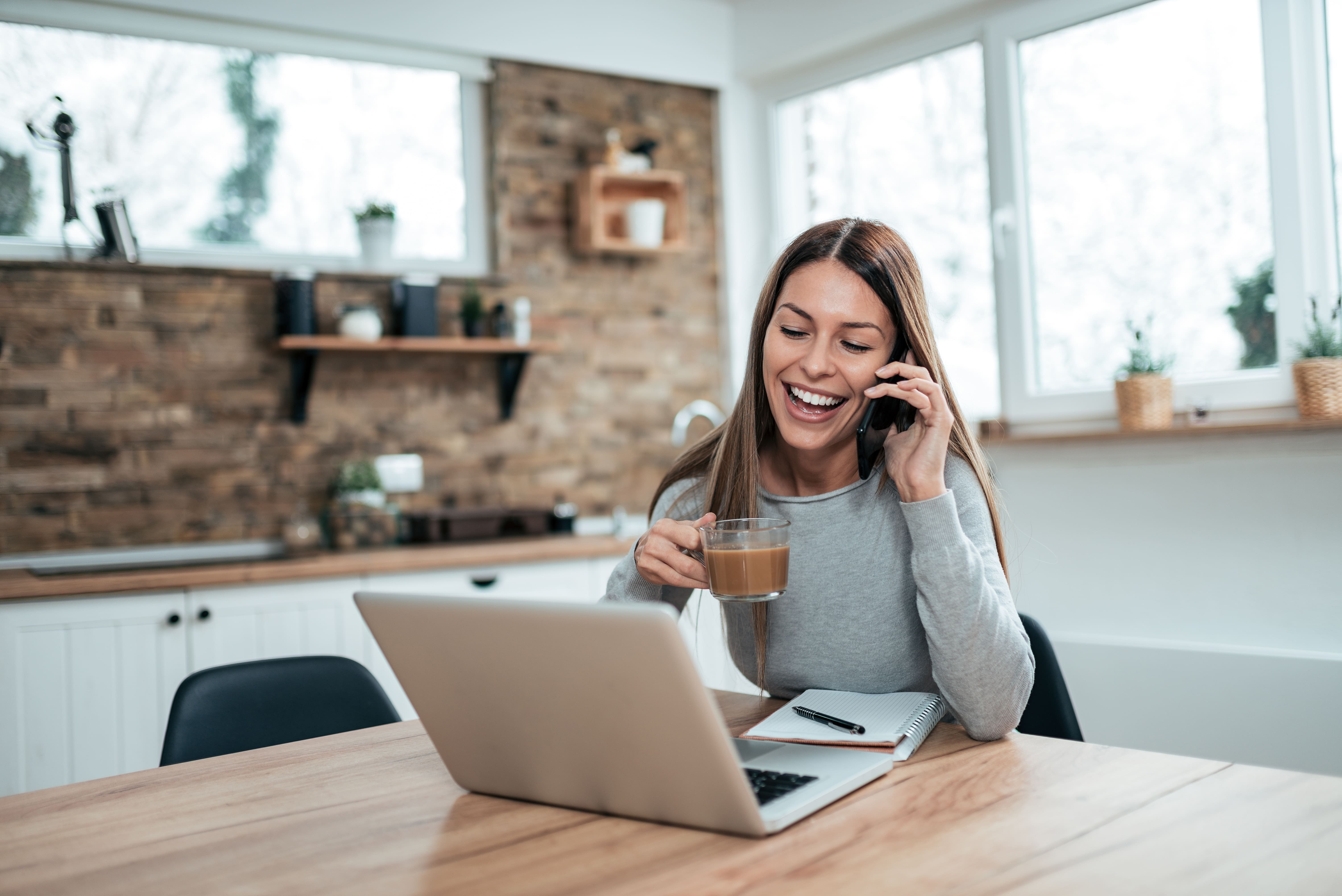 Como calcular o auxílio home office e oferecer este benefício de forma eficiente