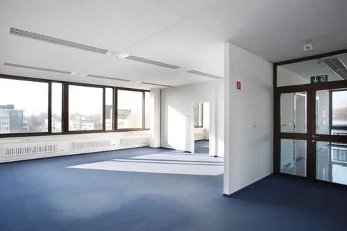 Ein geräumtes Büro nach einer Firmenauflösung von GRAVITAS.