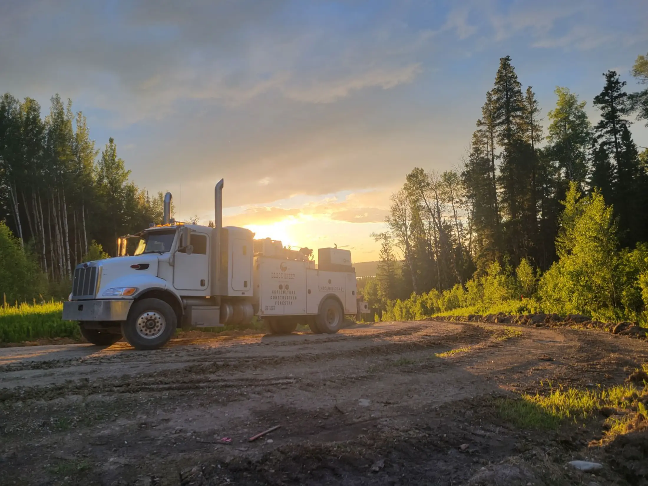 Mobile heavy equipment repair