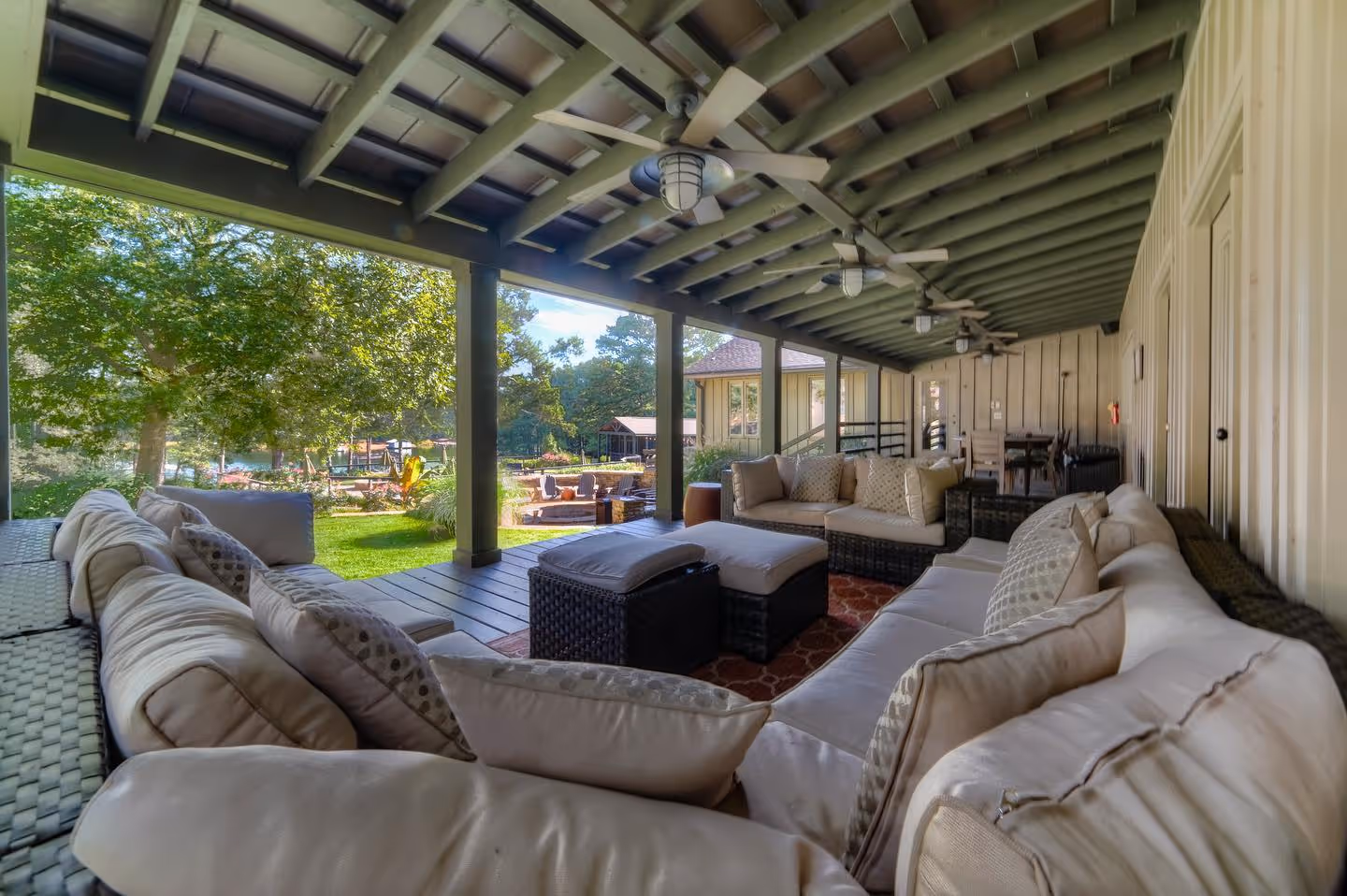 ark on lake lanier large back porch