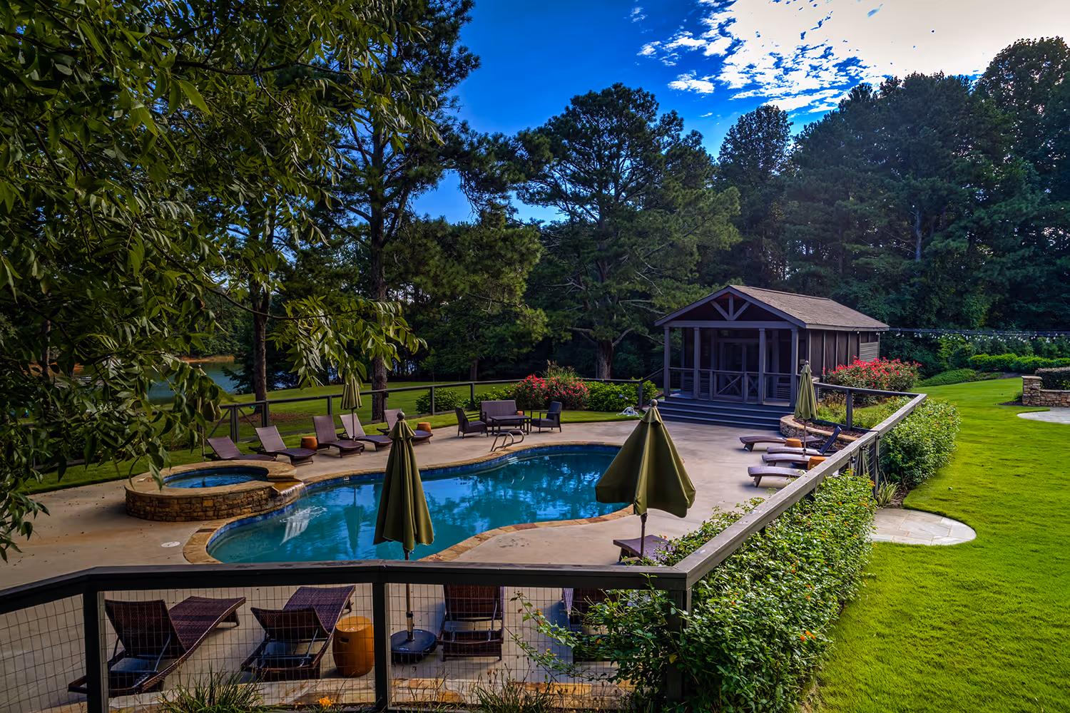 ark on lake lanier pool, hot tub, and pool house