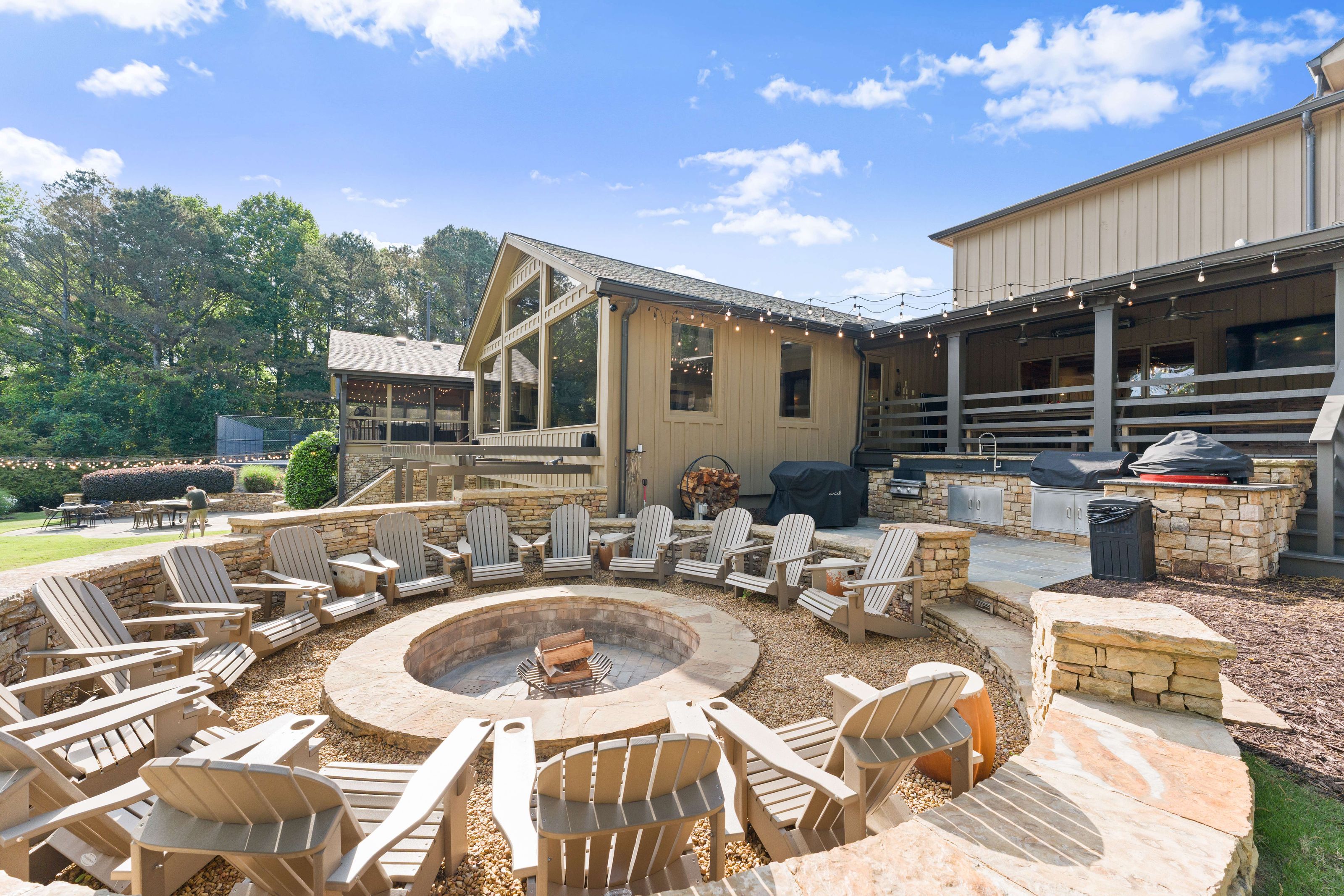 Luxury Lakefront Retreat | Ark on Lake Lanier