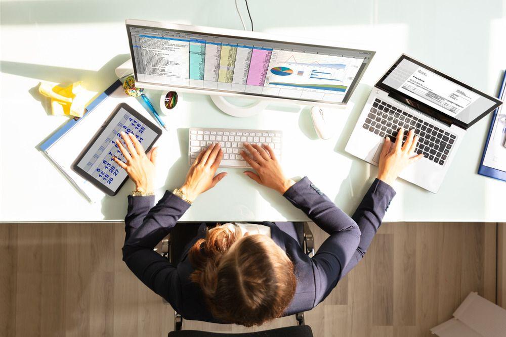 Property management maintenance software for work orders and vendor coordination