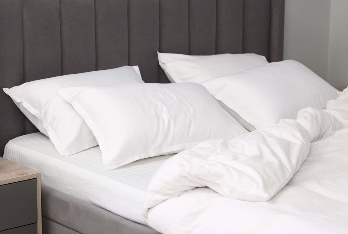 A Step-by-Step Guide to Washing Pillows the Right Way