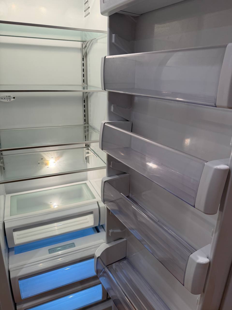 How to Clean the Inside of Your Refrigerator
