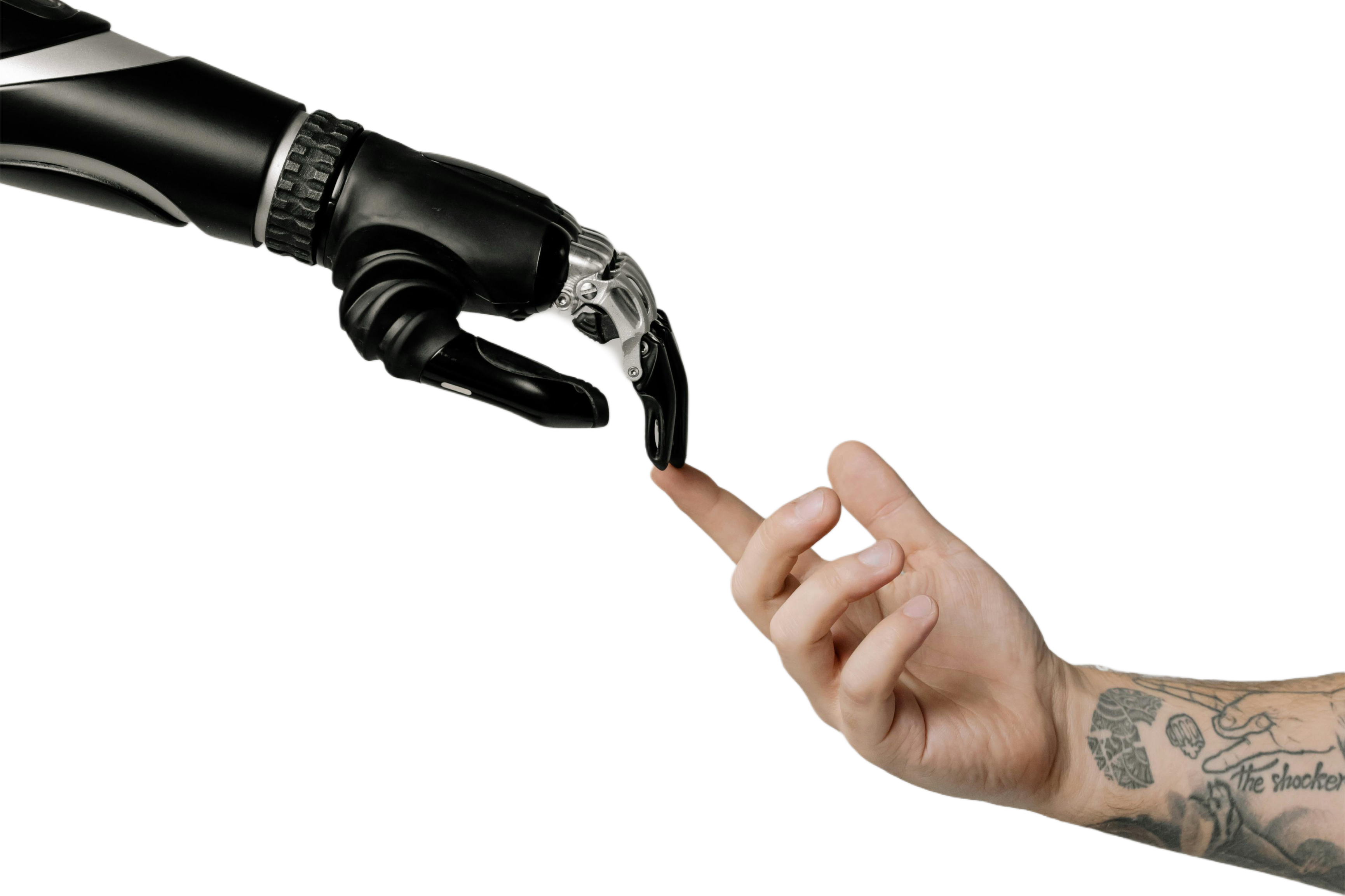 Main humaine touchant du bout du doigt celle d'un robot