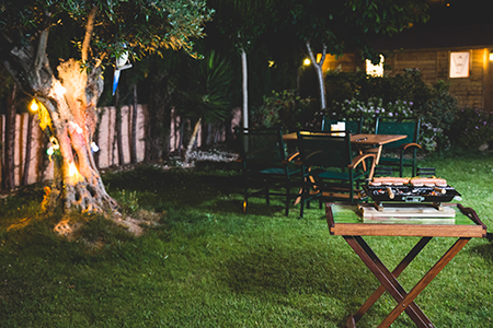 Backyard BBQ Place