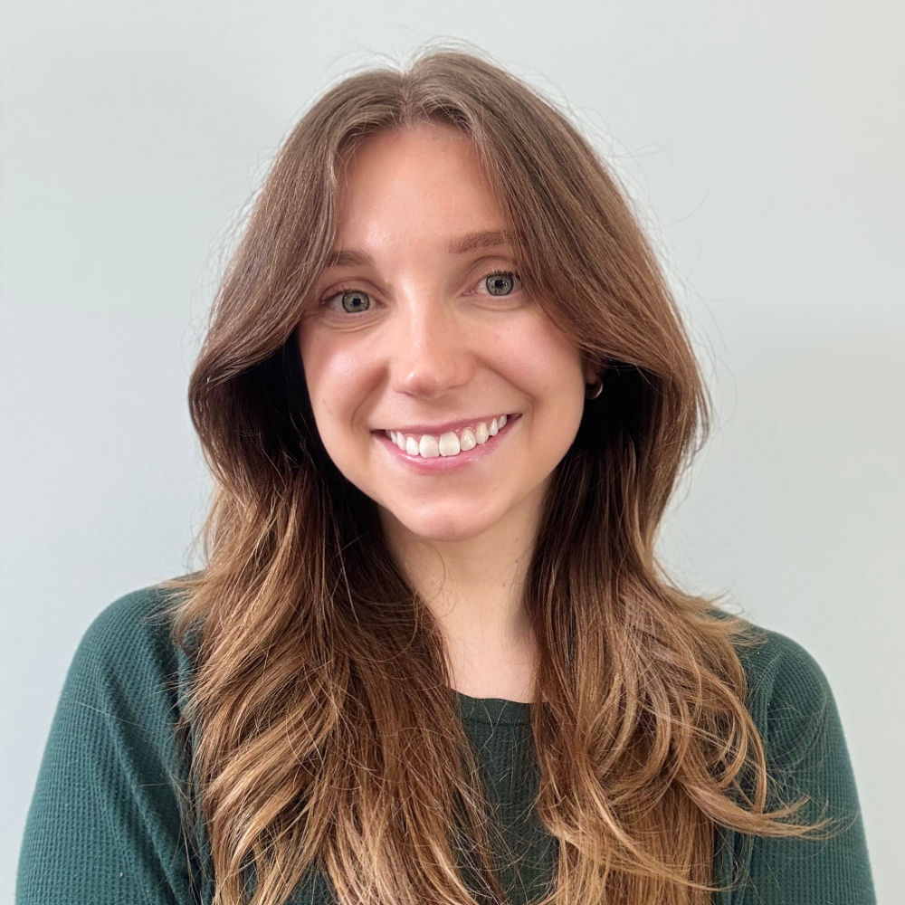 Olivia Headshot - Swipe Digital Testimonials