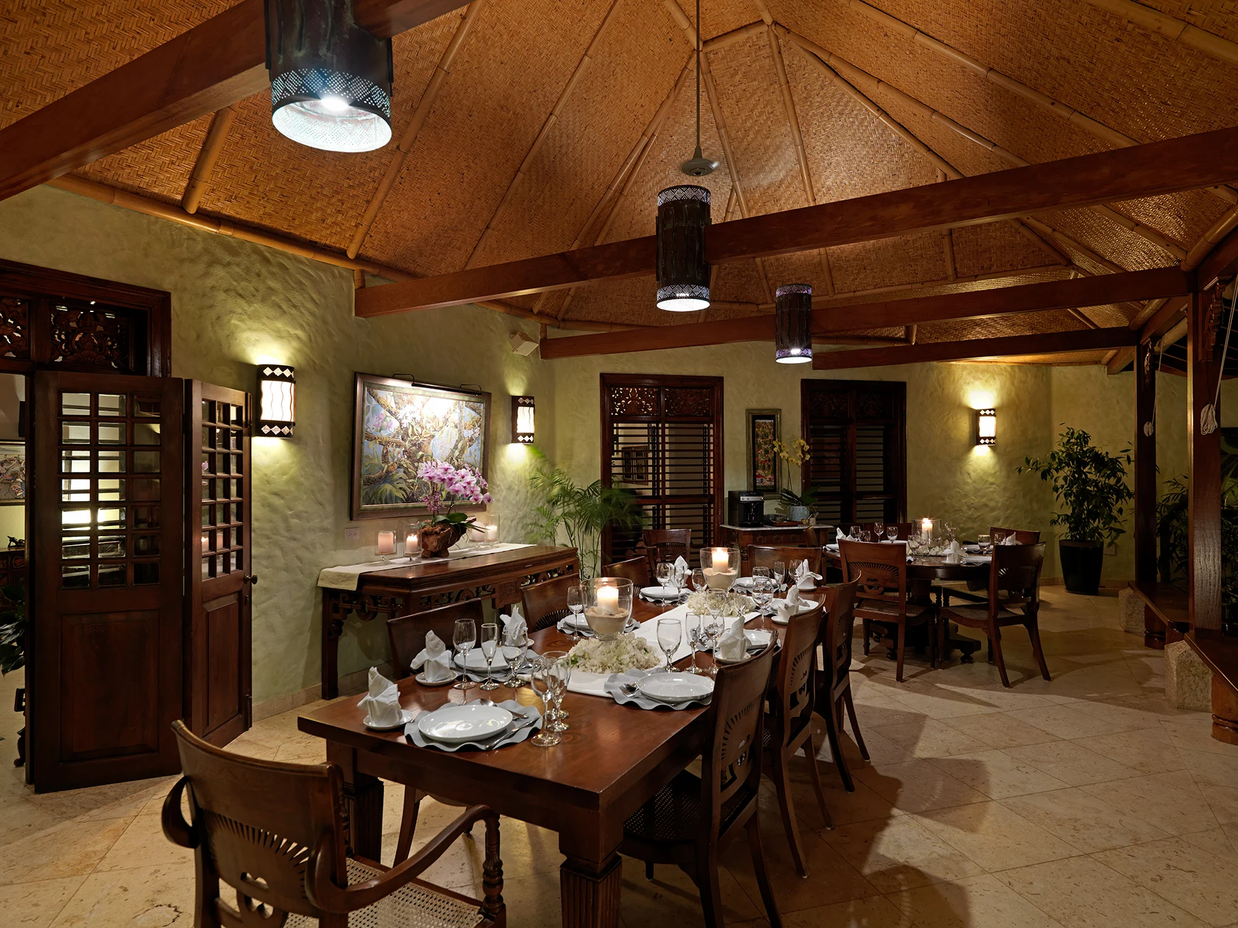 The dining room in the evening