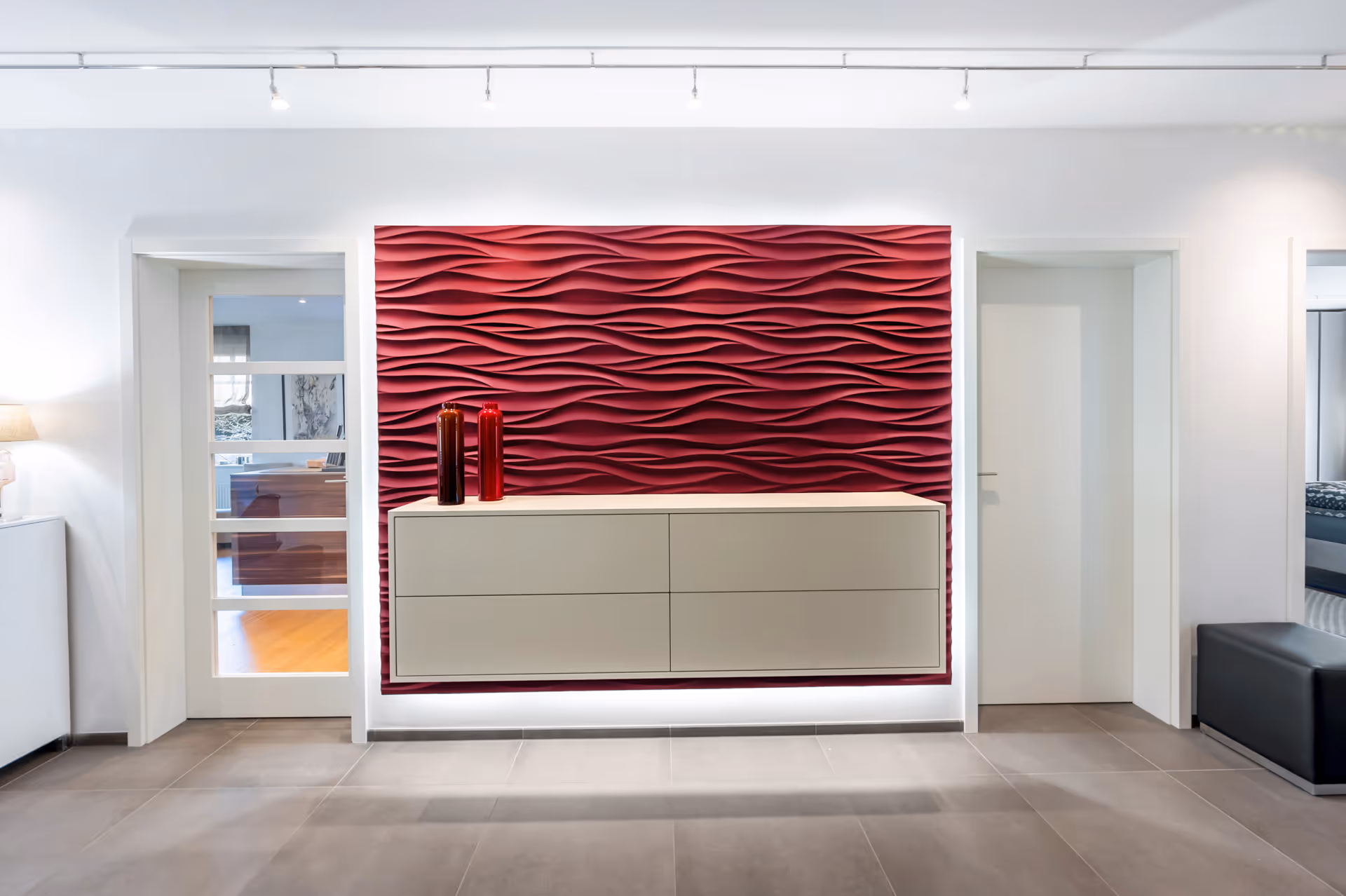 Flur mit Musterwand, Projekt Buckhorn – von Möbelobjekte, Foto 01