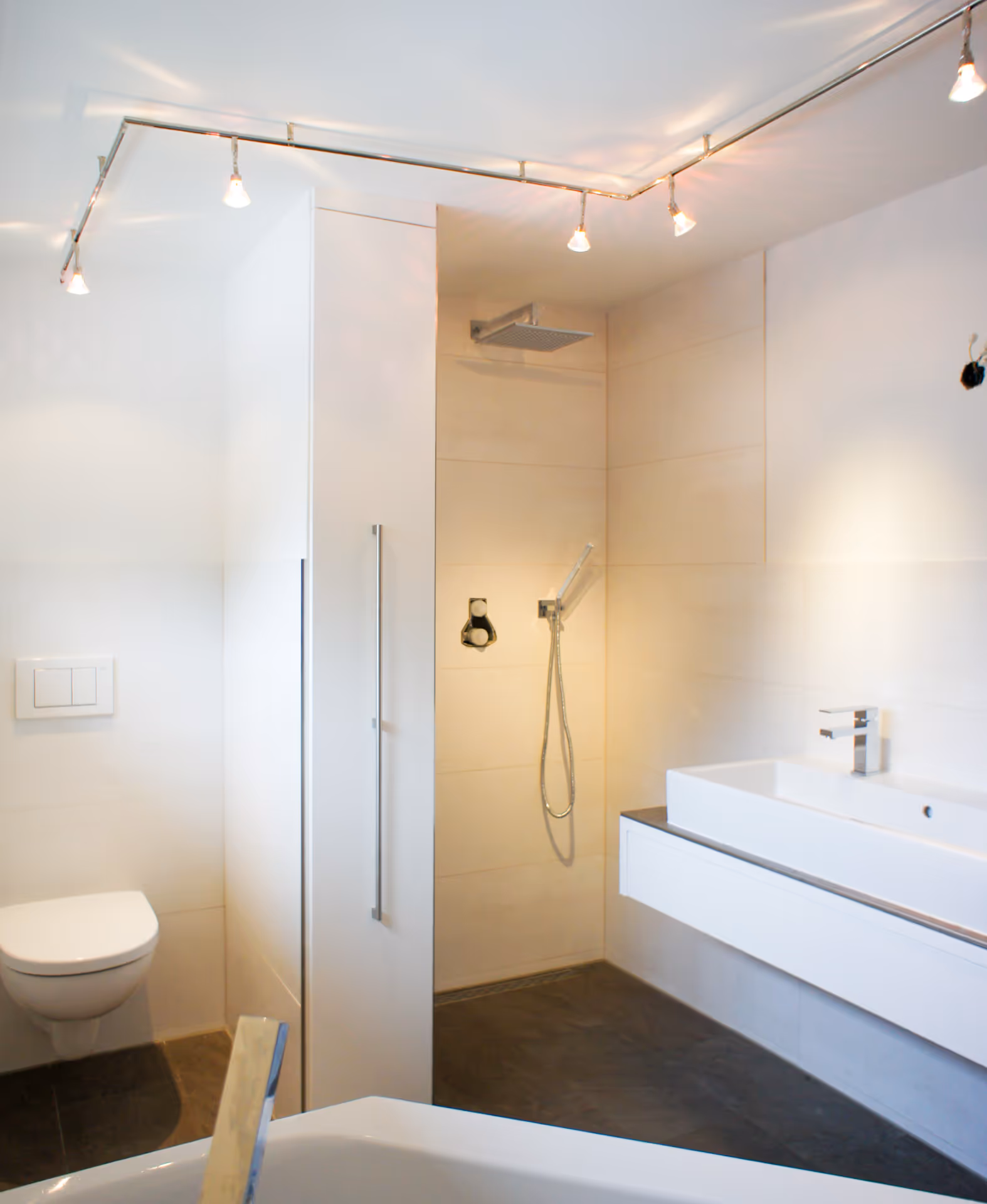 Maßgefertigte Badmöbel von Möbelobjekte