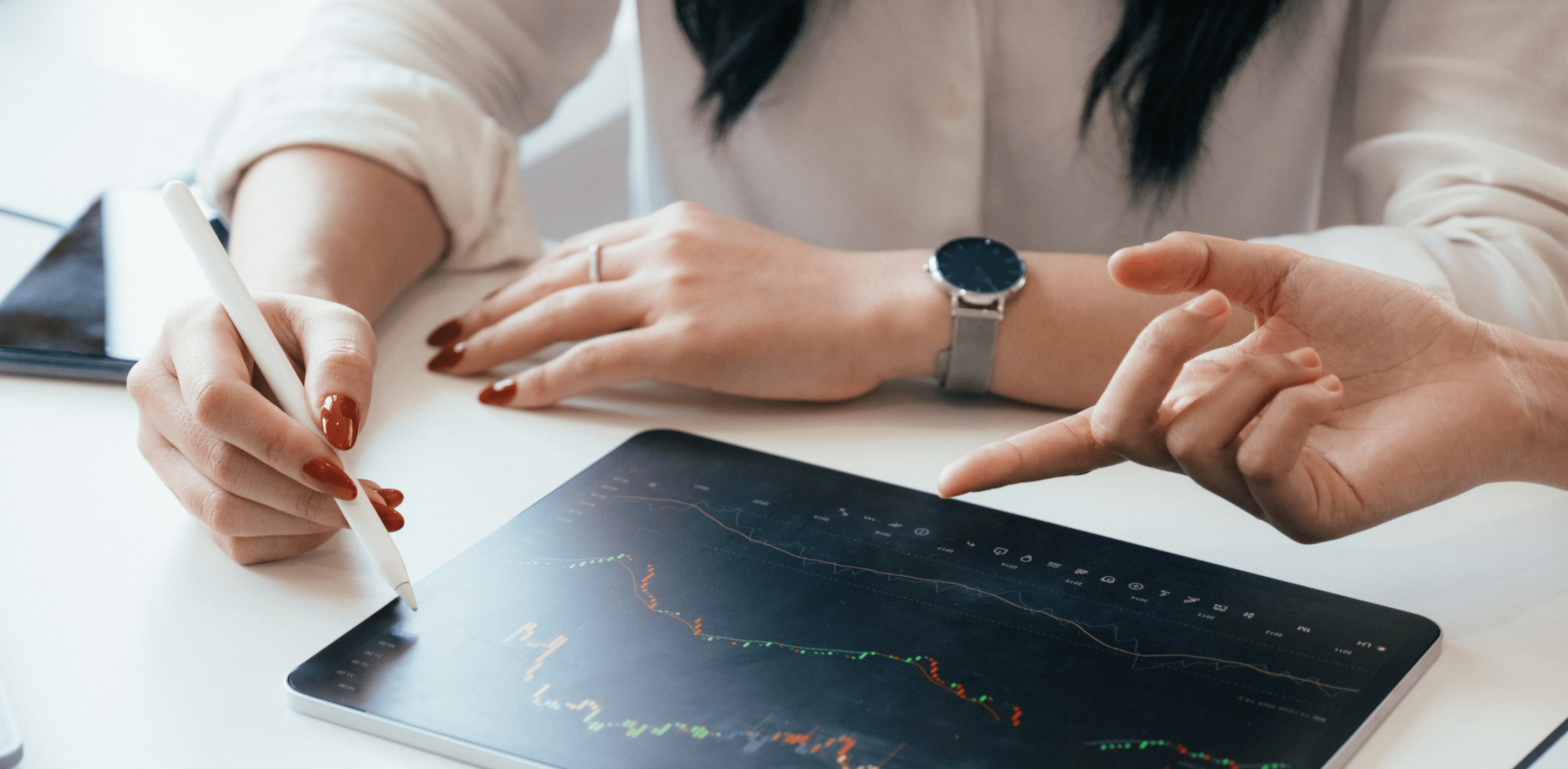 How to Legally Minimize Crypto Taxes in 2025 - Smart Strategies & Tips