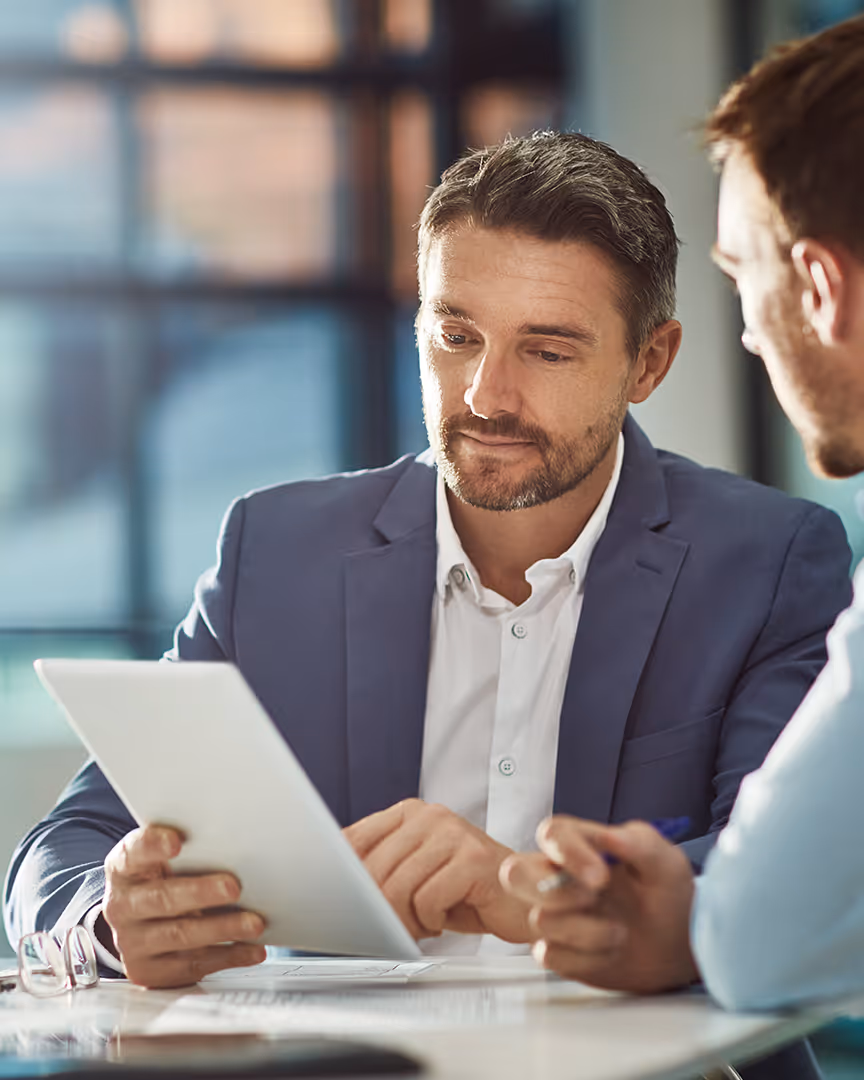 Tour operator choosing a merchant account