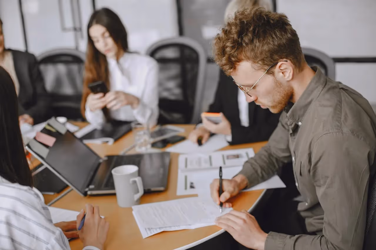 Homme auto-entrepreneur