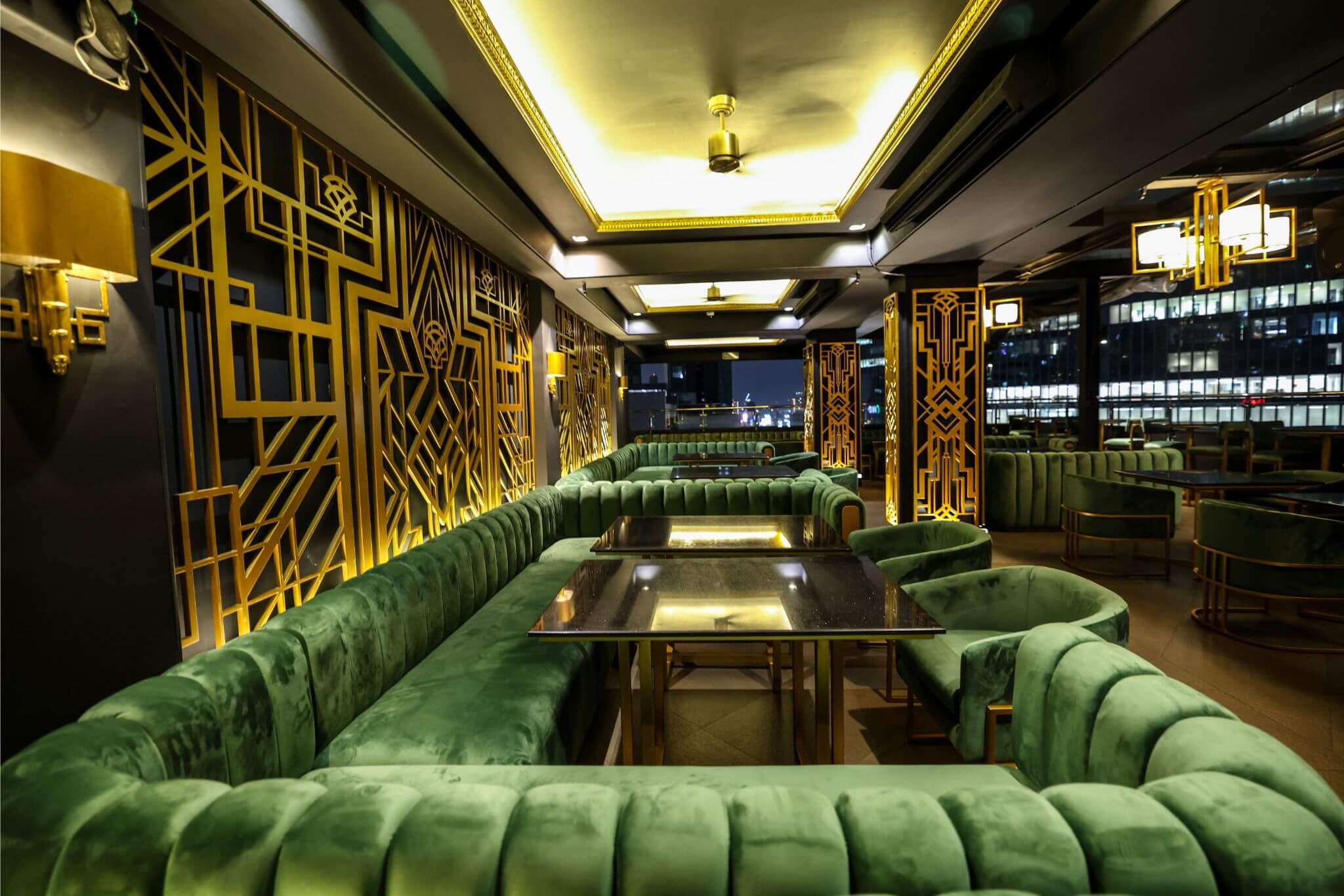 The Penthouse 8747 in Makati: a Great Gatsby Era-inspired Rooftop Lounge