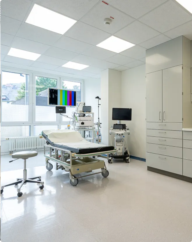 Ein Untersuchungsssaal in Krankenhaus Maria Hilf Warstein