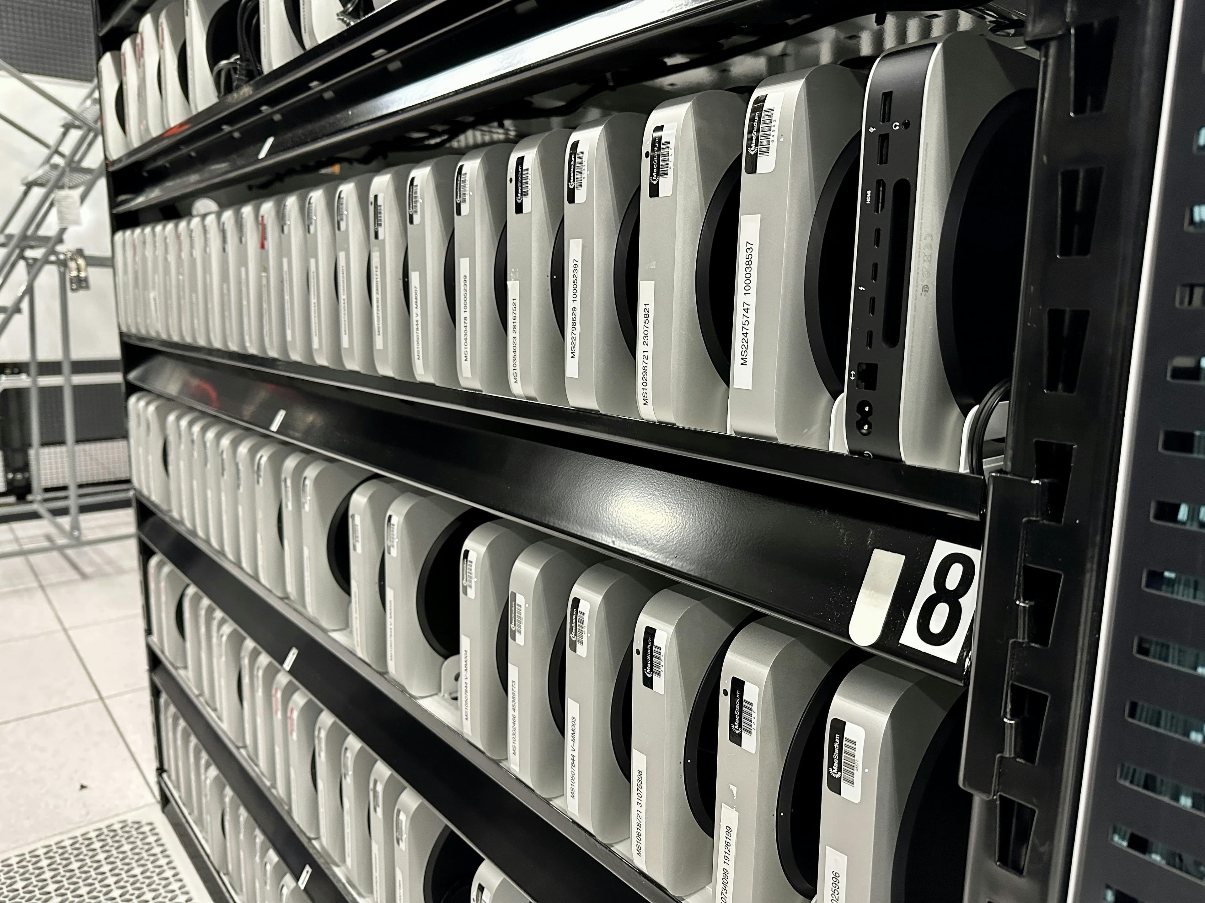 Image showing MacStadium Mac mini M2 pro rack with one turned around.