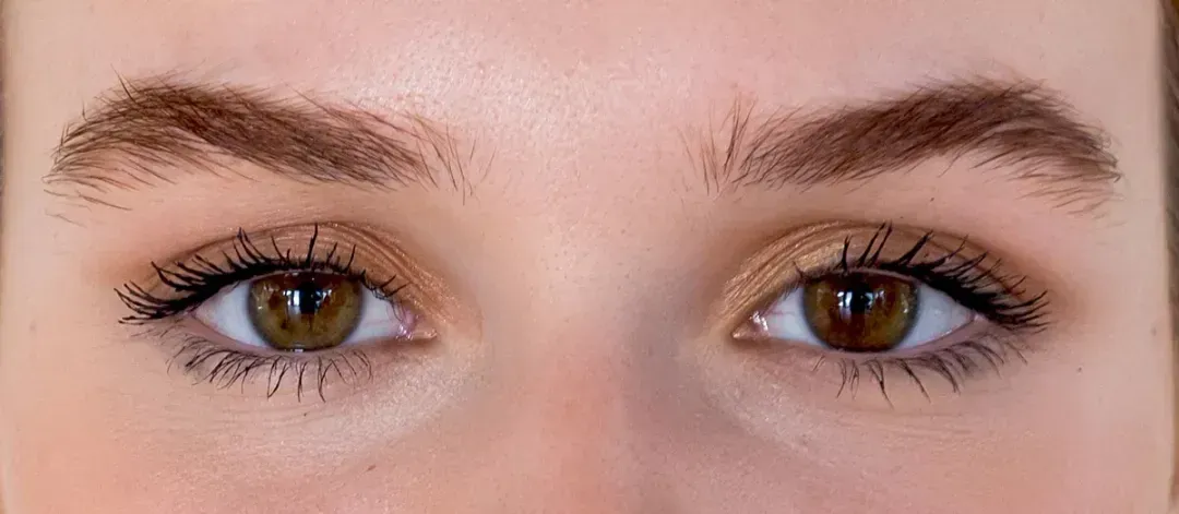 Brow Tinting is a temporary treatment that uses a custom-blended tint formula to enhance the natural color of your eyebrows. Whether you want to make your brows appear darker and fuller or match them to your new hair color, this treatment is designed to add depth and definition. We use high-quality brow tints, some of which are vegan, cruelty-free, paraben-free, and ethically sourced. Additionally, our tints are synthetic fragrance-free and non-irritating, making them ideal for sensitive skin. We also offer a PPD-free option for those with allergies or who want to avoid common hair dye ingredients.