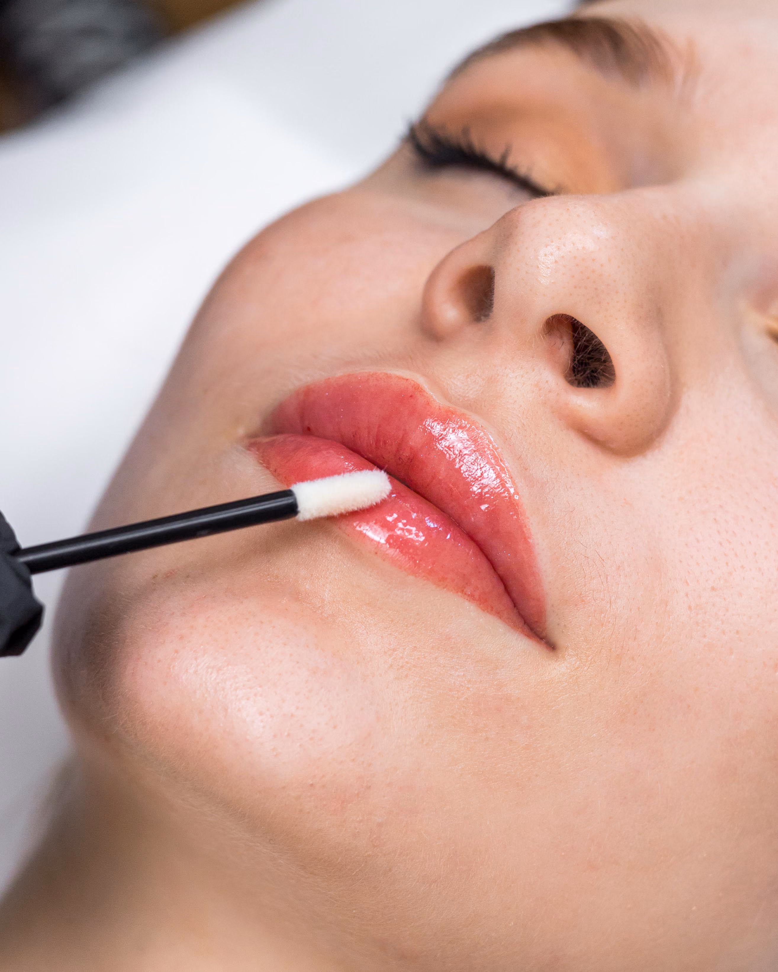 Perfect pigment shade for lip blush