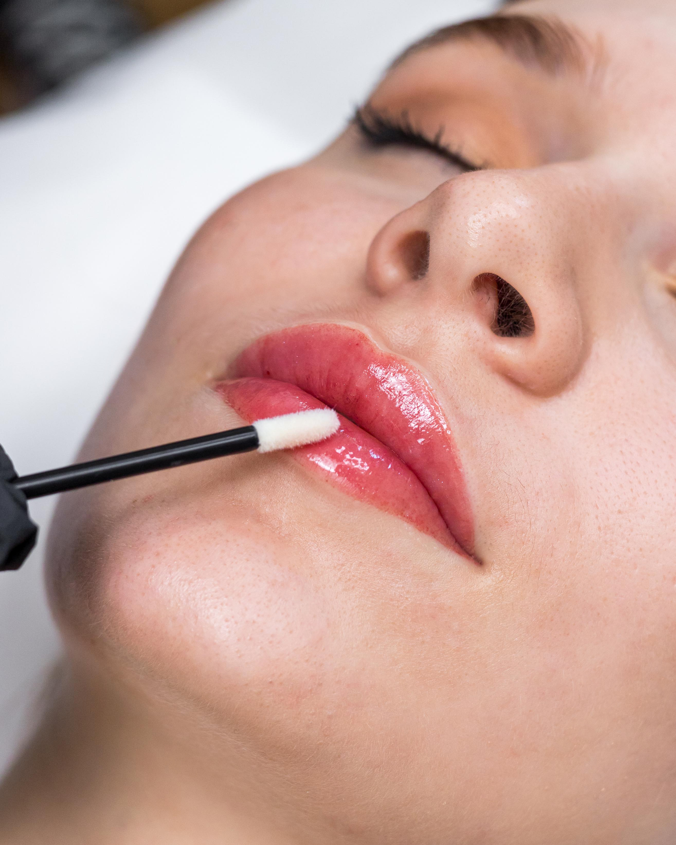 Perfect pigment shade for lip blush