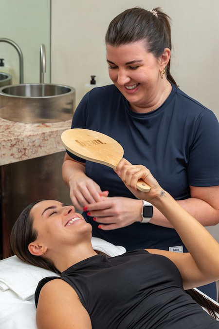 Booking professional facial at Brau
