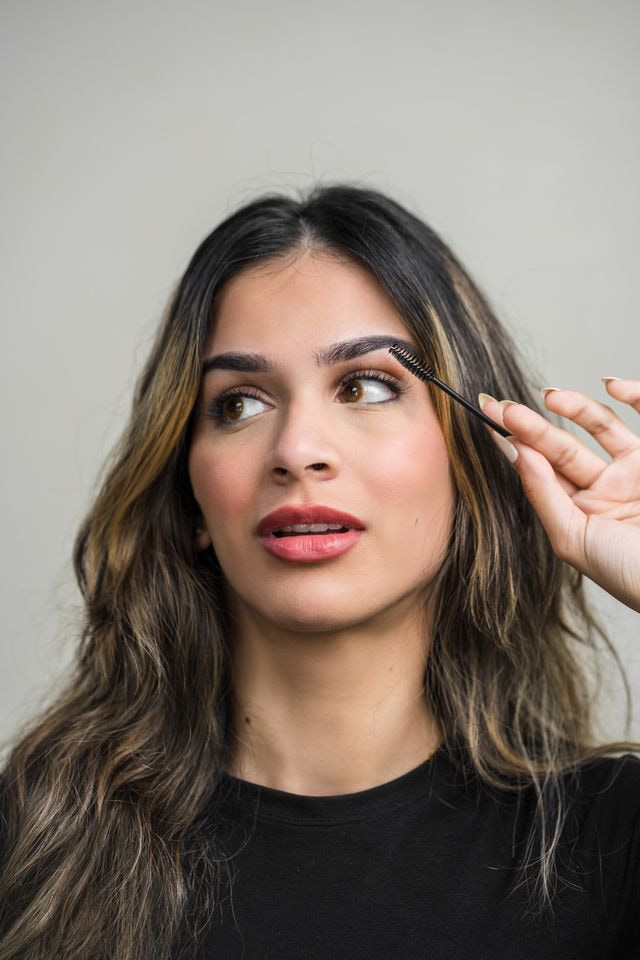 Over-Treated Lashes and Brows: Signs You Need a Break (and How to Recover)