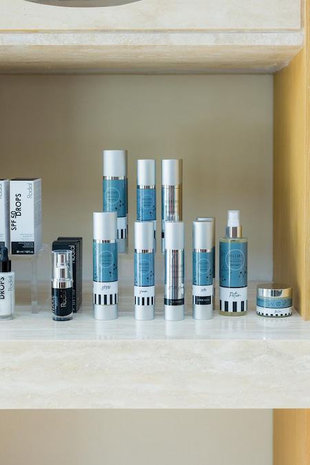 How to recover your brows and lashes at home