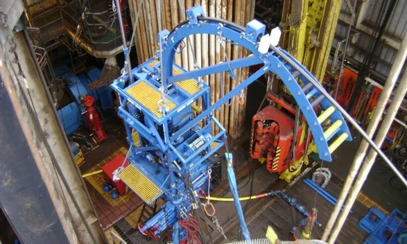 coiled tubing machine