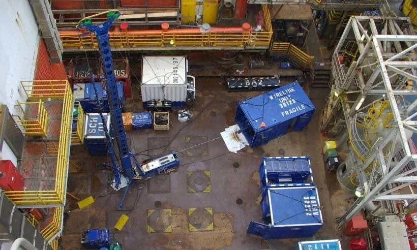 industrial pit for wireline