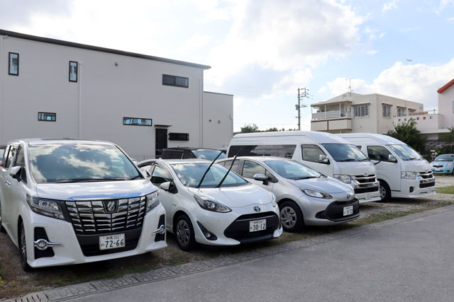 ドラゴンレンタカー様が取り扱う高級ミニバン車両