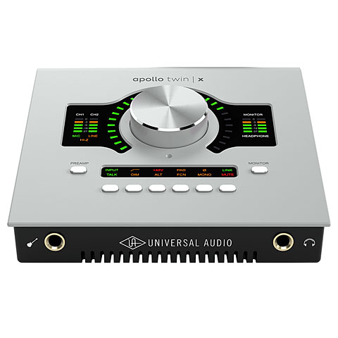 [team] image of individual team member (for an event planning service)