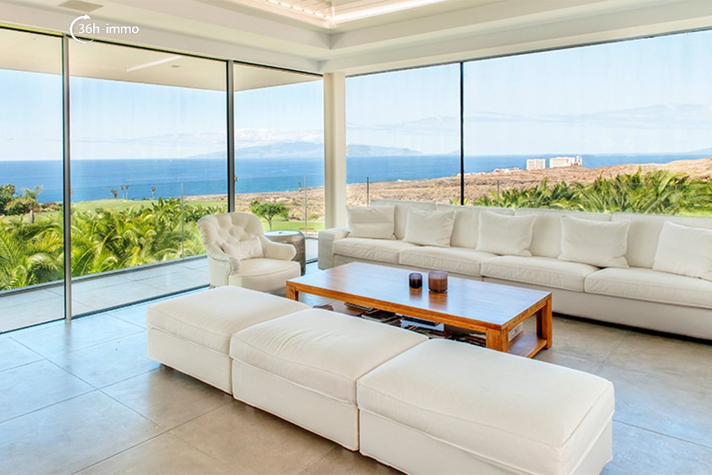 Horizon dégagé pour un appartement en bord de mer  !