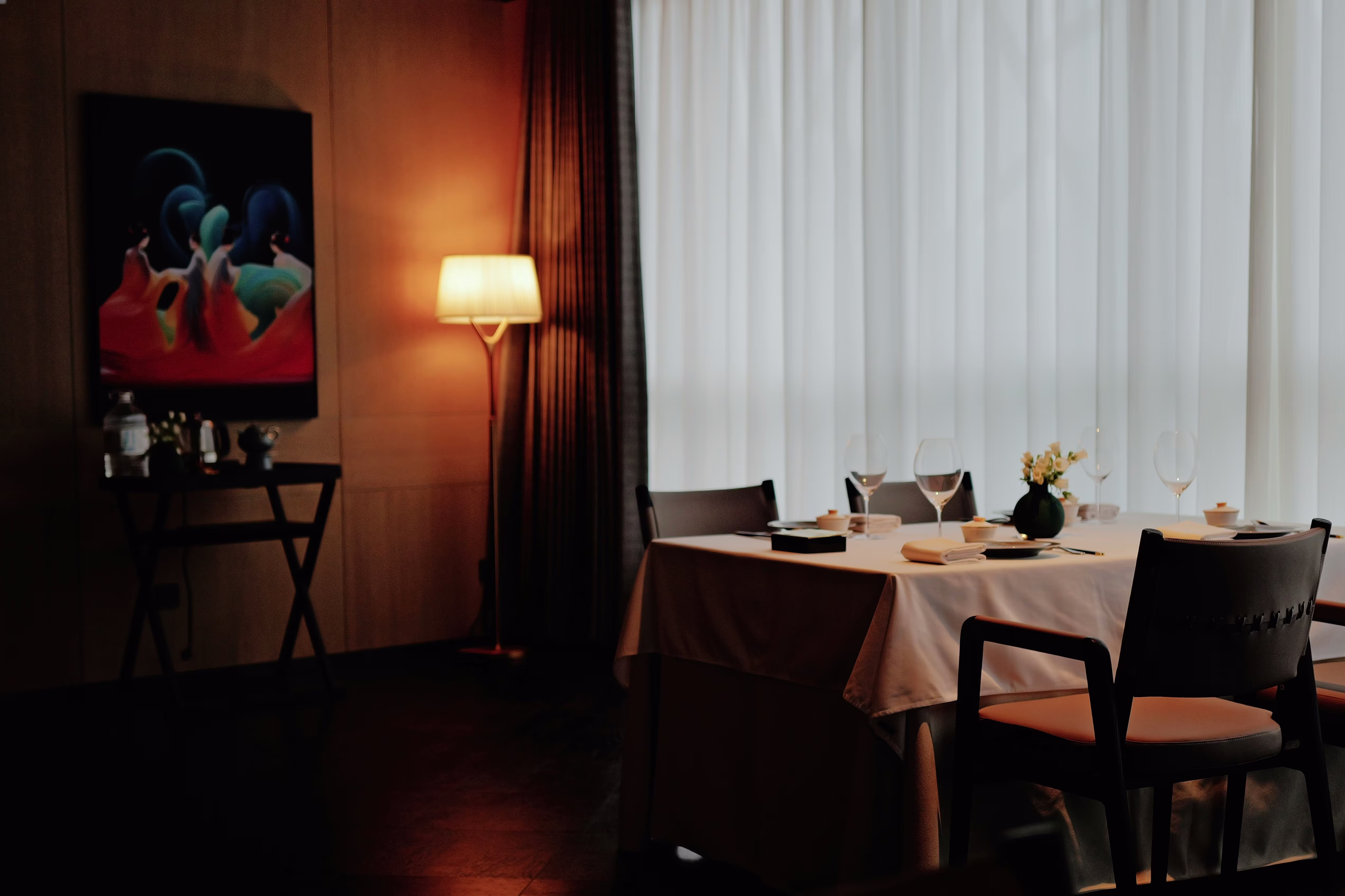 Une image de table de restaurant