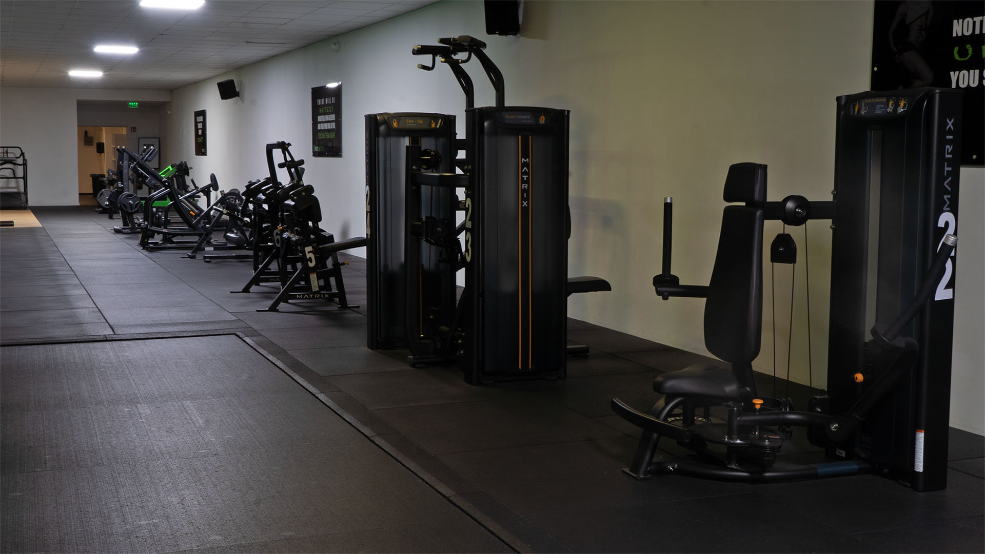 Kraftgerätebereich im BFit24 Fitnessstudio in Bad Bramstedt