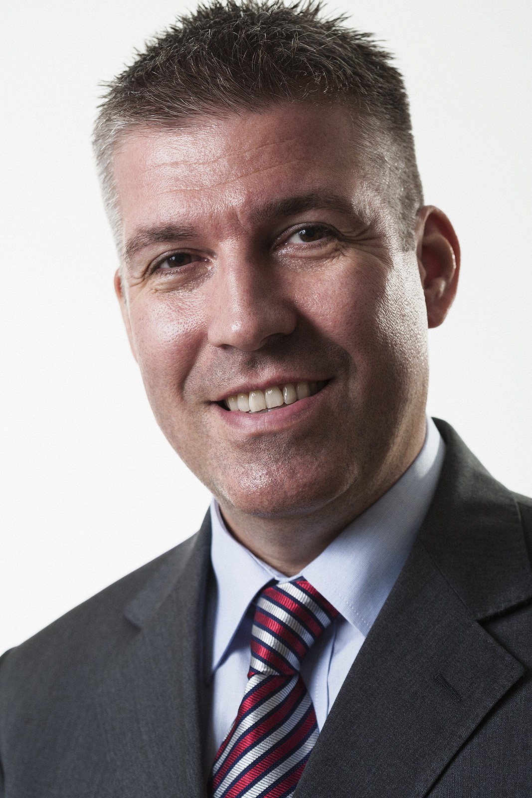 Oftamolog dr zoran zikic