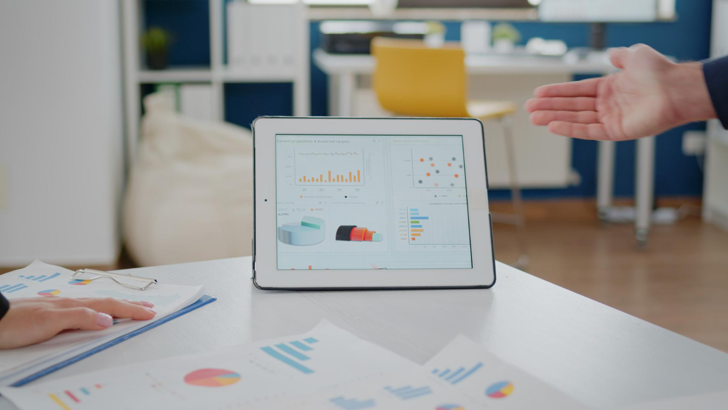 Fixing Chart Display Problems in Business Analytics
